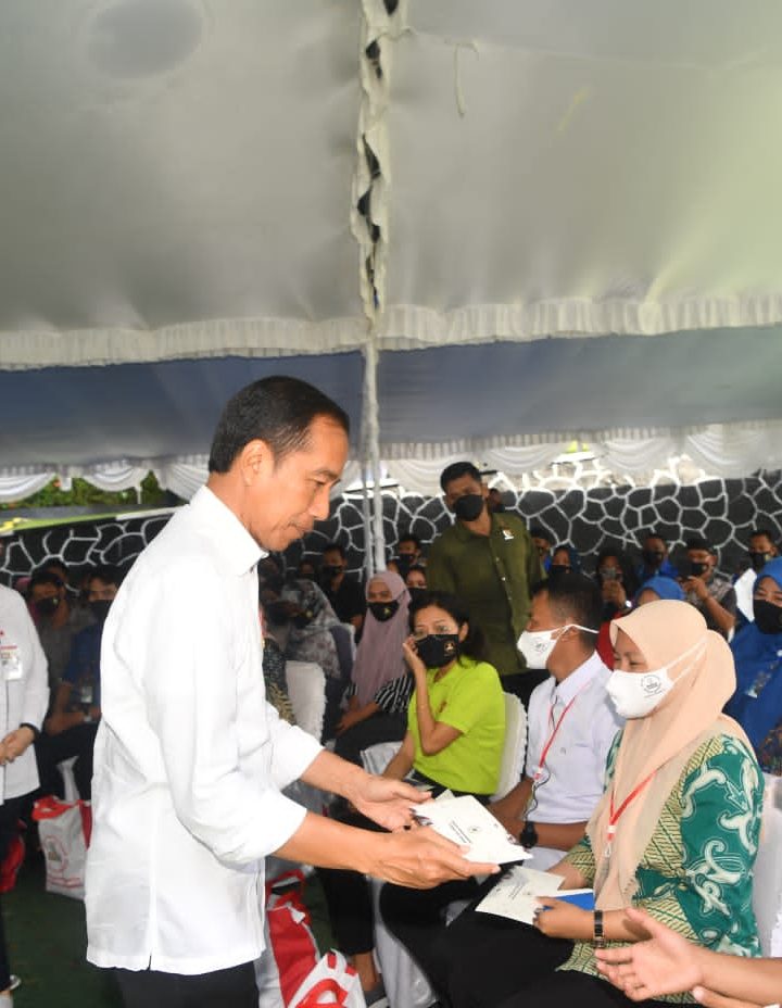 Presiden Jokowi: Penyaluran BSU akan Terus Dipercepat