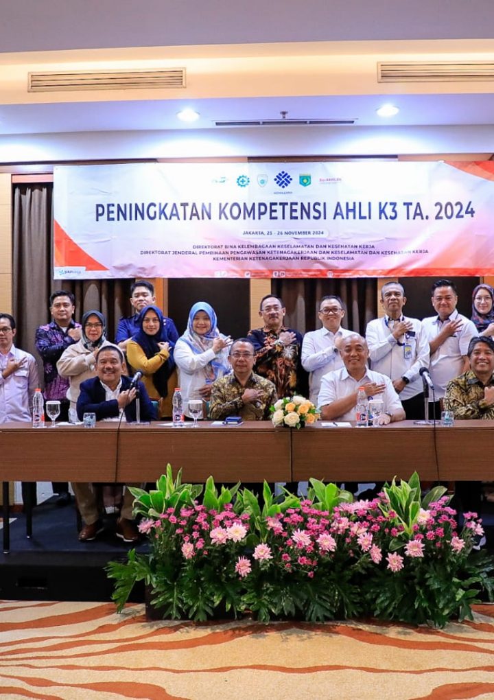 2024:Kemnaker Tingkatkan kompetensi 16.230 Ahli K3 di perusahaan